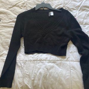 v neck lightweight Sweater